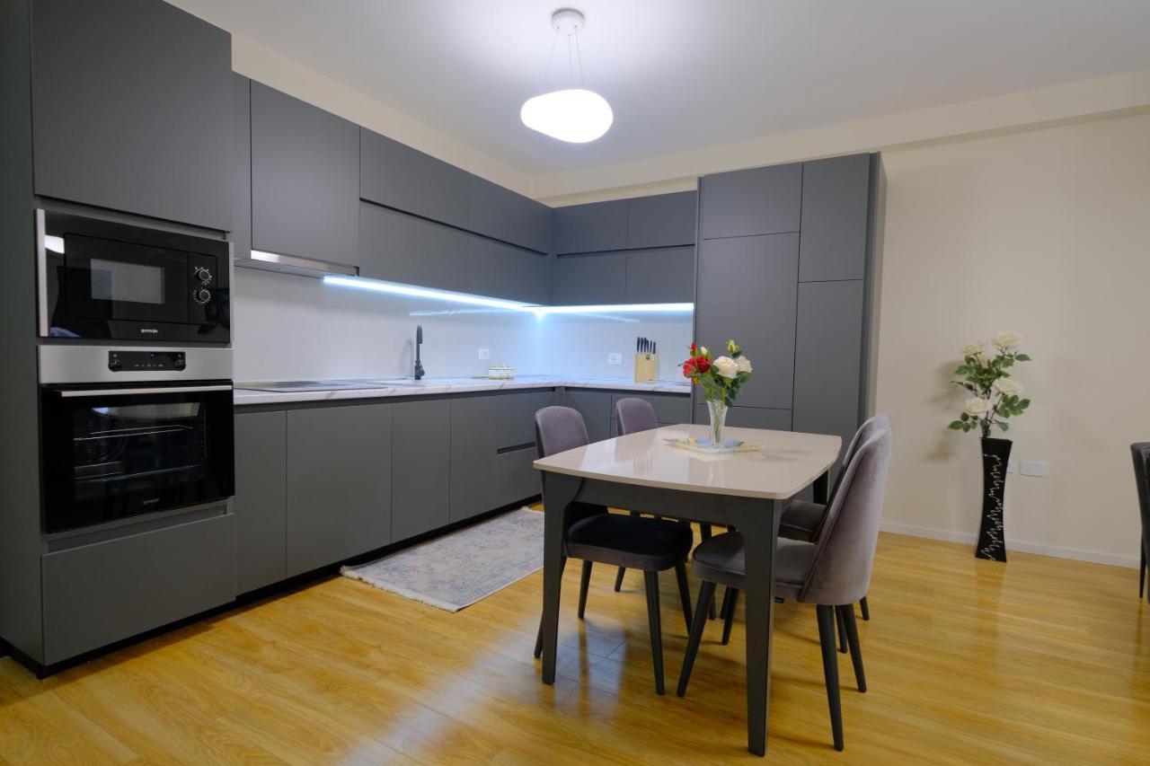 Comfy Apartment In Шкодер Экстерьер фото