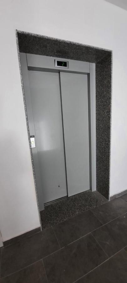 Comfy Apartment In Шкодер Экстерьер фото
