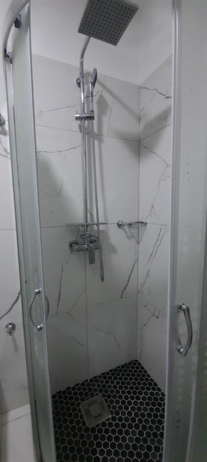 Comfy Apartment In Шкодер Экстерьер фото
